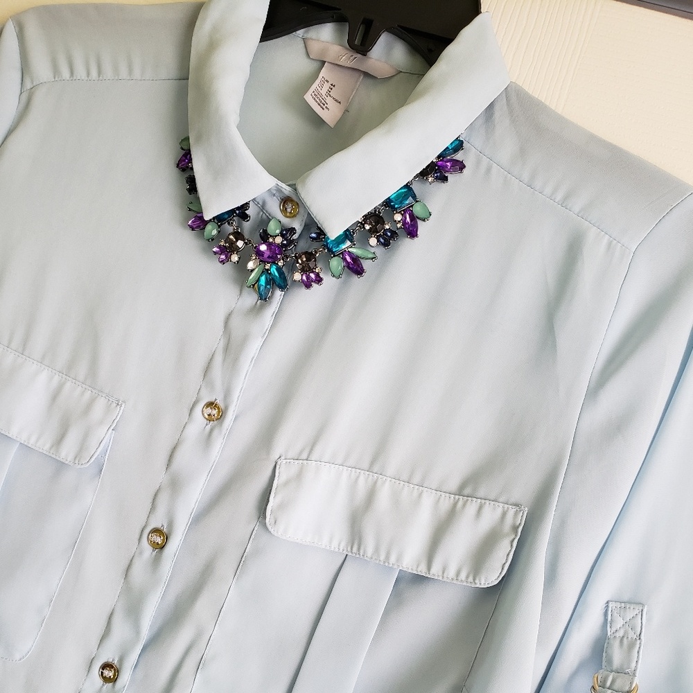 🌟 H&M Baby Blue Button Down